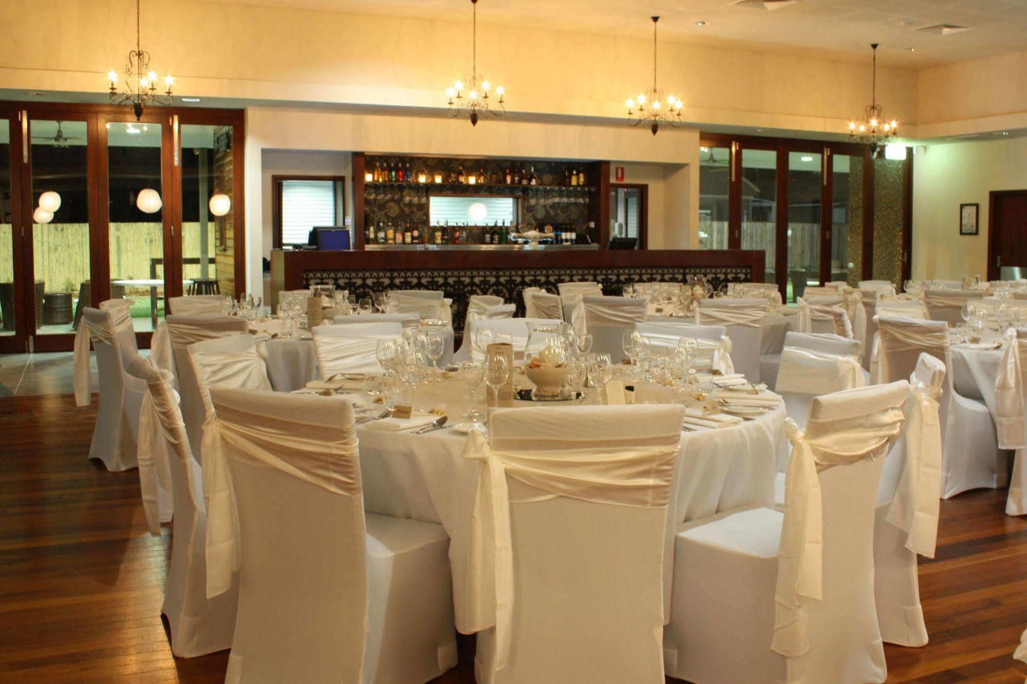 Merinda Village Hotel Bowen Dış mekan fotoğraf