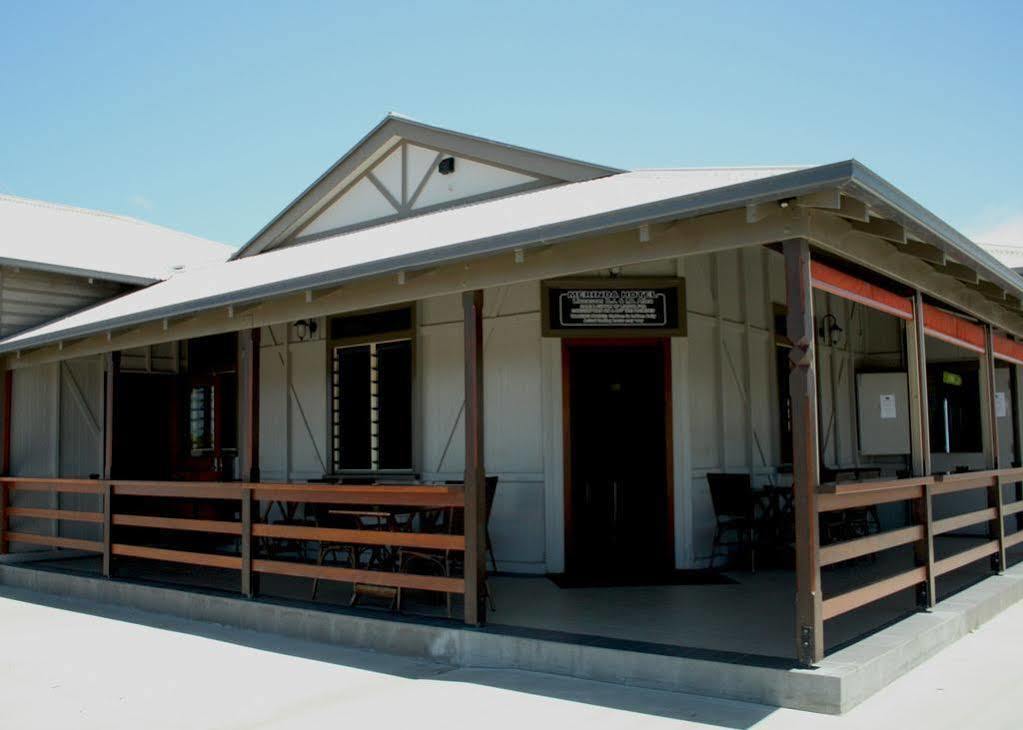 Merinda Village Hotel Bowen Dış mekan fotoğraf