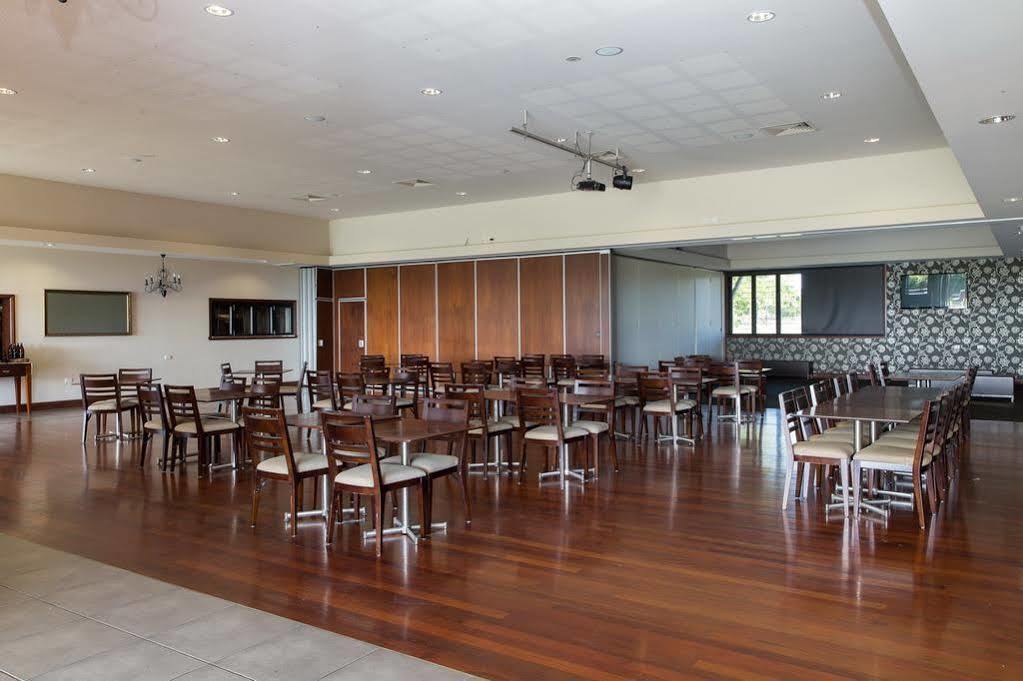 Merinda Village Hotel Bowen Dış mekan fotoğraf